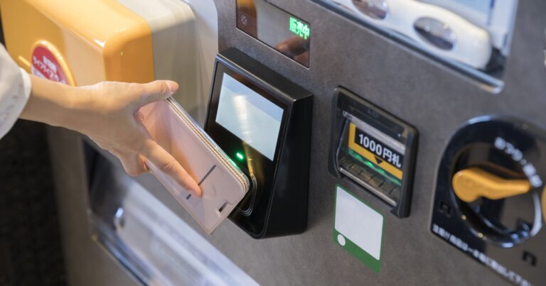 自販機でもキャッシュレス！スマホ決済のやり方や使える決済方法を紹介