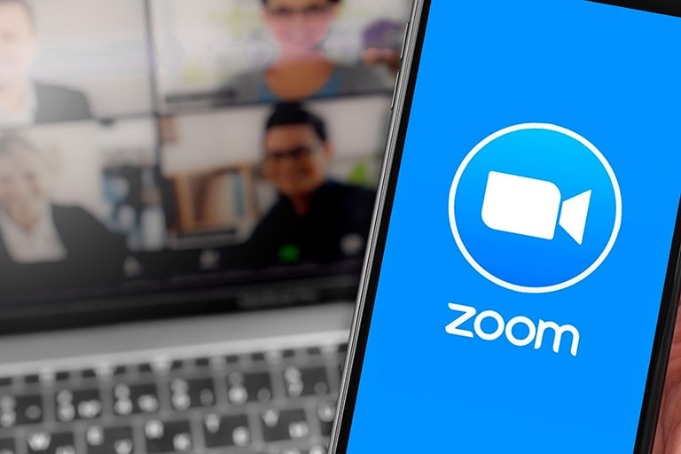 ZOOMのセキュリティは安全？脆弱性や録画してもバレないのか徹底調査